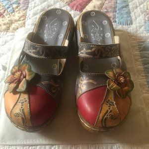 DARLING, Multi-color strappy slip-on shoes.